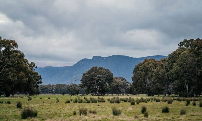 Dadswells Bridge House | Northern Grampians Hideaway by Tiny Away