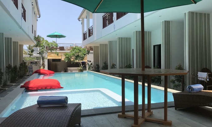Mangsit Hotel | Norton Homestay