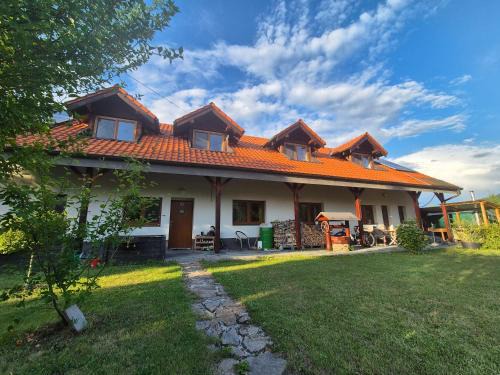 Podhorany House | Nosce Te Ipsum