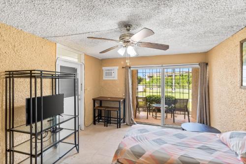 La Grande Princesse Apartment | Not only you have a view condo