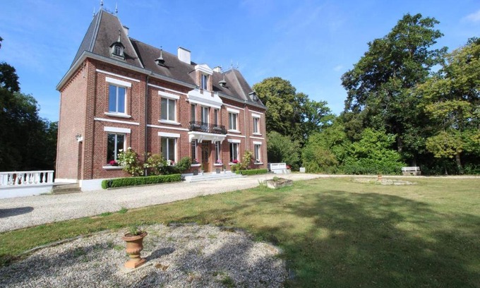 Mesnil-Martinsart Bed & Breakfast | Nuitées au Château de Martinsart