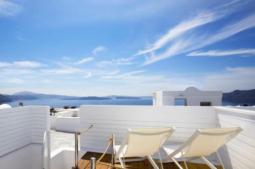 Oia House | NUMINOUS 2