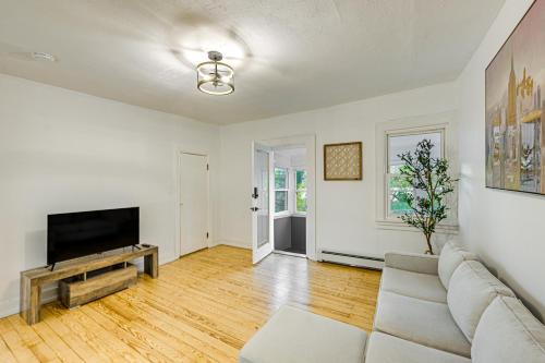 Hastings Apartment | NYC Area Apartment on Hudson River!