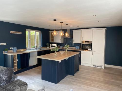 Fifield House | Oak Bray Coach House