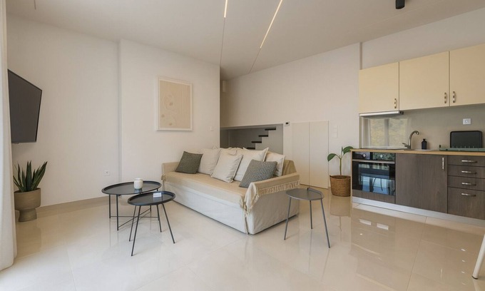 Serres Apartment | Oasis Acropolis Serres Next to Center (Parking)