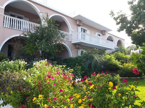 Amoudi House | Oasis