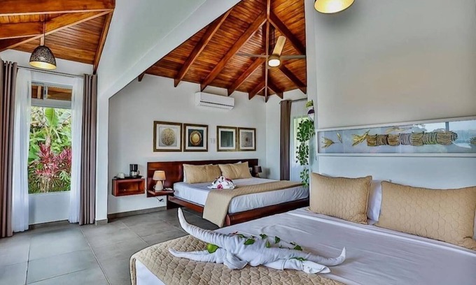 Ojochal House | Ocean Breeze · Ocean Breeze - Truly Paradise From Every Angle