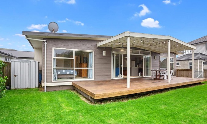 Waihi Beach House | Ocean Breeze - Waihi Beach Holiday Home