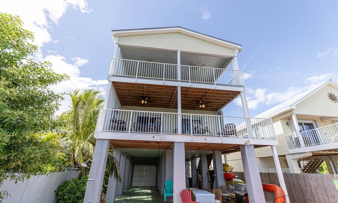 Big Coppitt Key House | Ocean Front, Private home with Boat Dock, 3 bedroom