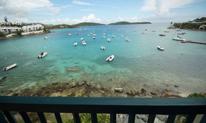 Nazareth Condo | OCEAN FRONT PROPERTY RECENTLY RENOVATED! LISTEN TO THE OCEAN FROM THE PORCHES!