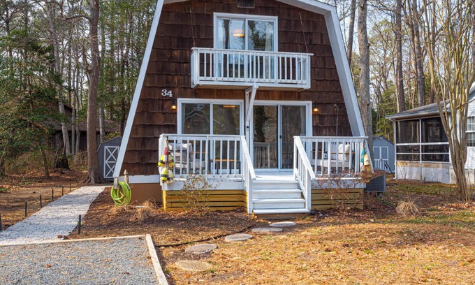 Ocean Pines House | Ocean Pines 2BR 1BA Cottage with Fire Pit