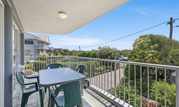 Peregian Beach Apartment | Ocean Shores 2 - 2/60-64 Peregian Esplanade