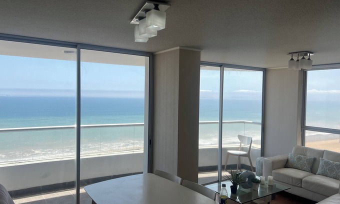 Lima Condo | Ocean Side Condo with Panoramic View in Great Location with Fiber Optic Internet