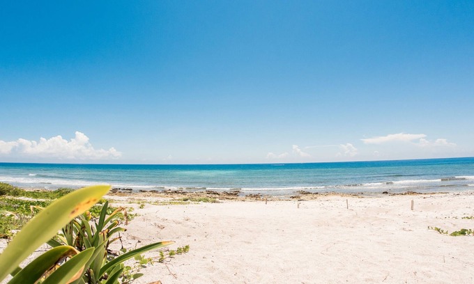Tulsayab Villa | ocean view 4 BB villa with big pool in front of the beach in Tulum. sleeps 12