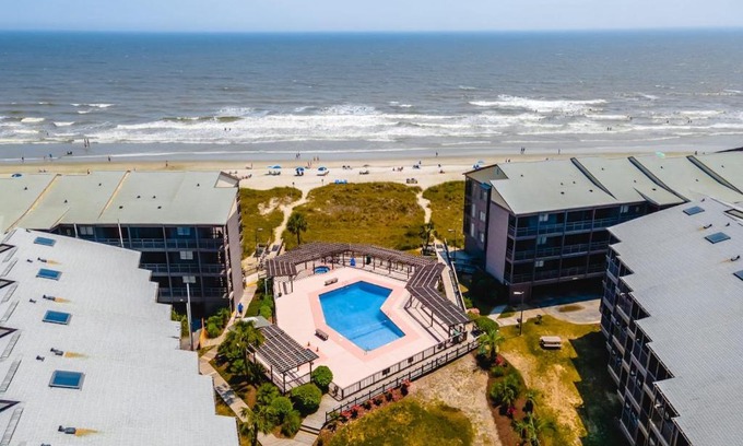 Ocean Drive House | Ocean View All-New Beach Suite at Tilghman Top Location
