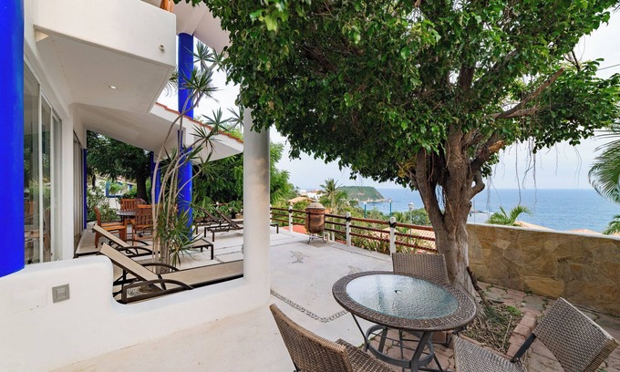 Santa Maria Huatulco Villa | Ocean View Escape Located in Resort District