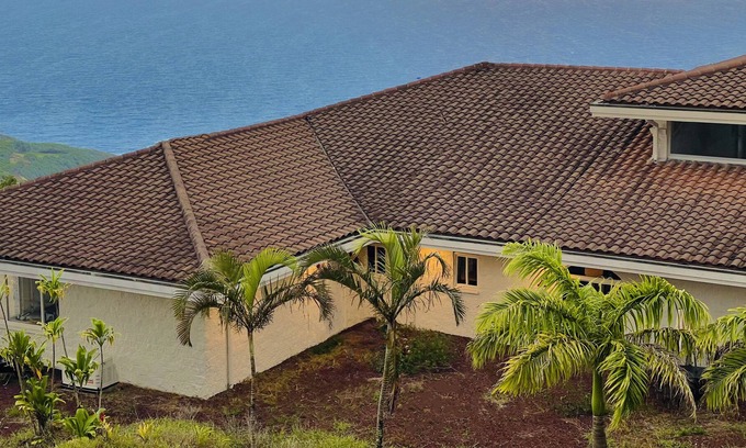 Wailuku House | Ocean View House on Maui