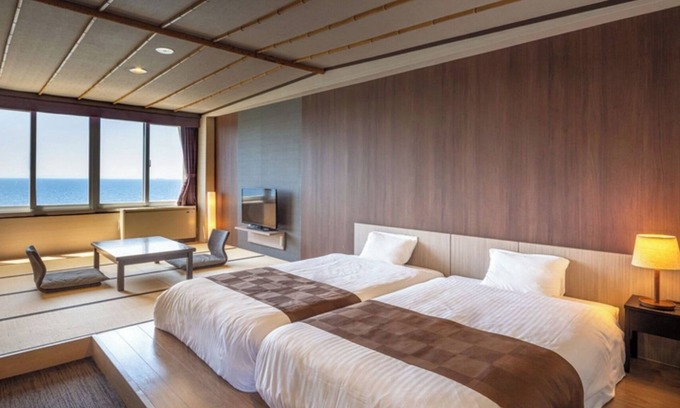 Hakodate Hotel | Ocean view JapaneseWestern style room Simmons b/Hakodate Hokkaidō