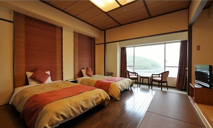 Shodoshima House | Ocean view Modern twin 40 square meters No smok / Shozu-gun Kagawa