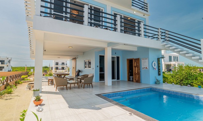 Boca Ciega Apartment | Ocean view retreat with a large balcony, luxe walk-in shower, kitchenette, & AC