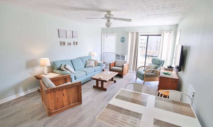 Duck Condo | Ocean Views and Steps to the Beach from lovely 1BR/2BA Condo in Duck