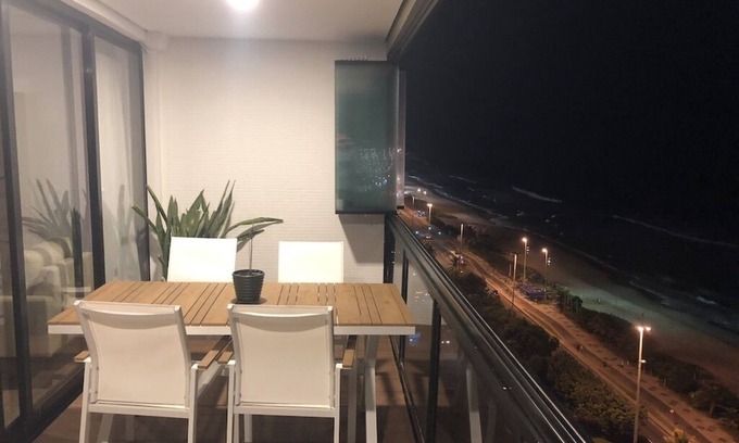Barra da Tijuca Apartment | Oceanfront apartment with amazing view