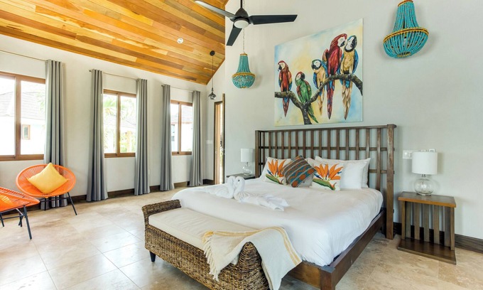 Placencia House | Oceanfront Bungalow with King Bed, Lofted Twins & Outdoor Soaking Tub