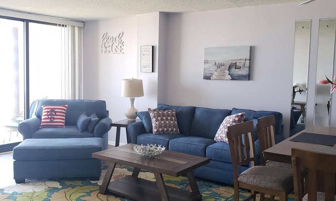 North Carolina Coast Condo | Oceanfront condo with amazing sunset views 2 bdrm 2 bath condo