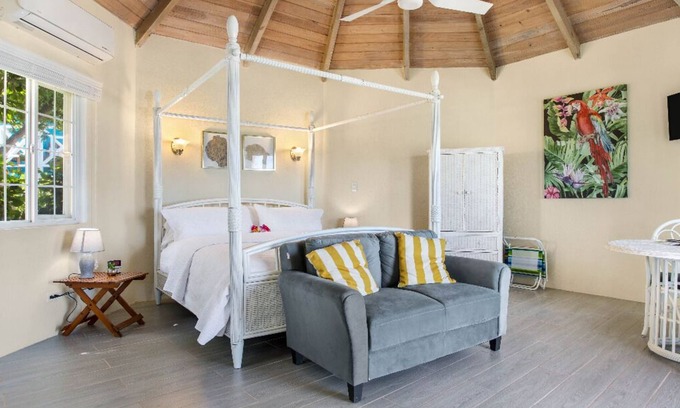 Island Harbour Villa | Oceanfront Honeymoon Villa With Amazing Views - Arawak Beach Club