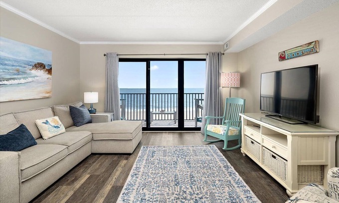 North Ocean City Condo | Oceanfront One Bedroom Condo with Larger Floorplan