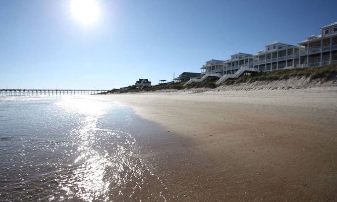 Surf City House | Oceanfront, Pool, Early Check-In, Elevator, Walk to Grocery, Dining