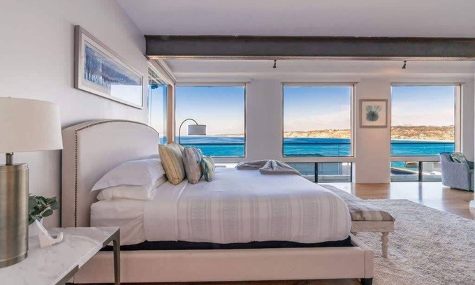 Village of La Jolla Condo | Oceanfront Studio in Heart of La Jolla Cove