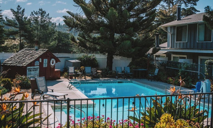 San Simeon Hotel | Oceanpoint Ranch
