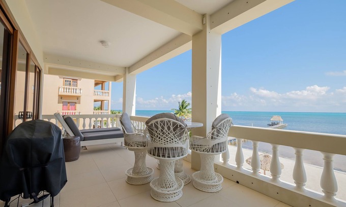 Boca Ciega Condo | Ocean’s Edge 3A – Third-Floor Beachfront Condo with Sweeping Sea Views