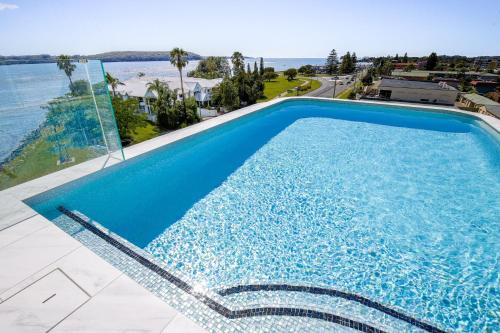 Batemans Bay Apartment | Oceanside Apartment with Bay Views