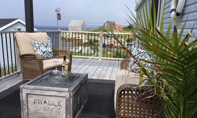 Peggy's Cove Cottage | Oceanside Cottage, Spectacular Sunsets, near Peggy's Cove