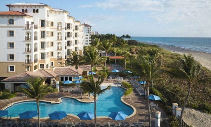 Florida North Atlantic Coast Apartment | Oceanside Retreat at Marriott's Ocean Pointe on beautiful Singer Island
