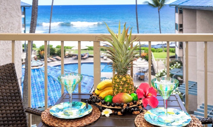 Historic Kailua Village Condo | Oceanview Escape in Kona – Pool, Hot Tub & Elevator Access!