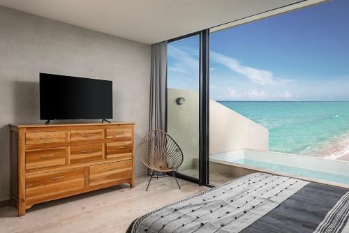 Tulsayab Apartment | Oceanview PH studio at Tankah Bay