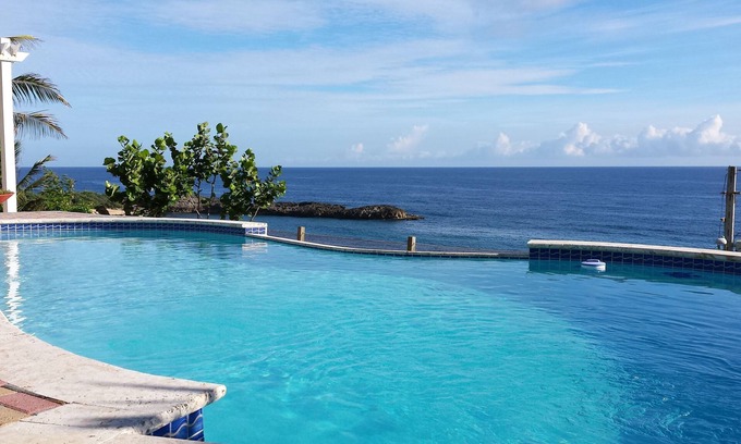 Tierras Nuevas Saliente House | Oceanview property with 180 degree view of the Atlantic Ocean, with swiming pool