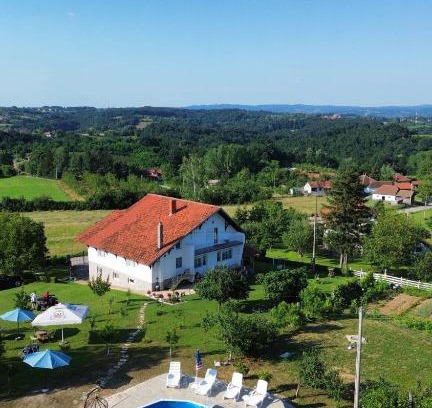 Central Serbia Apartment | Odmor na selu Babajić