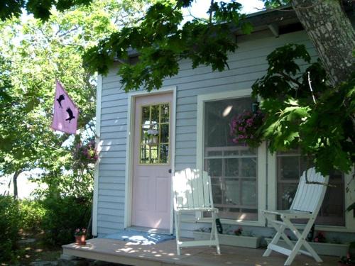 Mac Mahan House | Off-The-Grid Cottage Rental with Beautiful Views on Crow Island, Maine