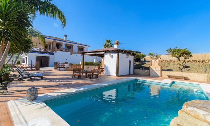 Alhaurin el Grande Villa | OFFER! Magnificent Villa for 9 people near the best beaches