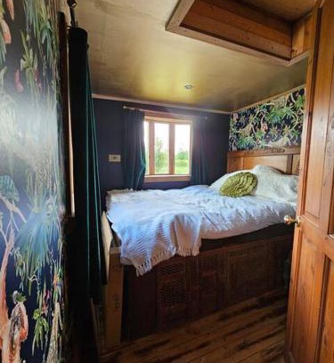 Brentwood Other | Offgrid showmans caravan at Aldersroot
