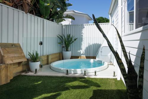 Anna Bay Villa | Olas Villa 4 - Plunge Pool & Walk to Beach