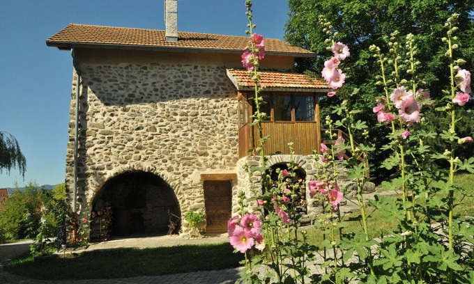 Sigoyer House | Old house in the foothills of Céüze Sigoyer