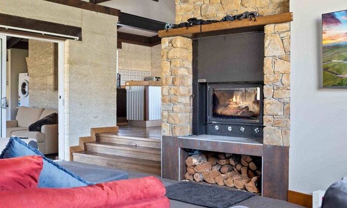 Jindabyne Ski Chalet | Old Hut Creek Chalet with a peaceful rural outlook