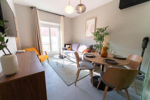 Old Town Apartment | Old Town Diamond, adorable sunny apartment with AC