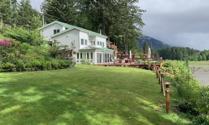 Brinnon House | Olympic Peninsula, from Coast to Forest, Scenic Hiking, Kayaking, Fishing, GEM.