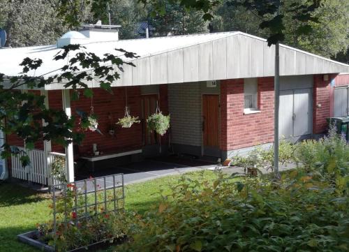 Vanhahovi Apartment | Omakotitalo Kiteen keskustassa